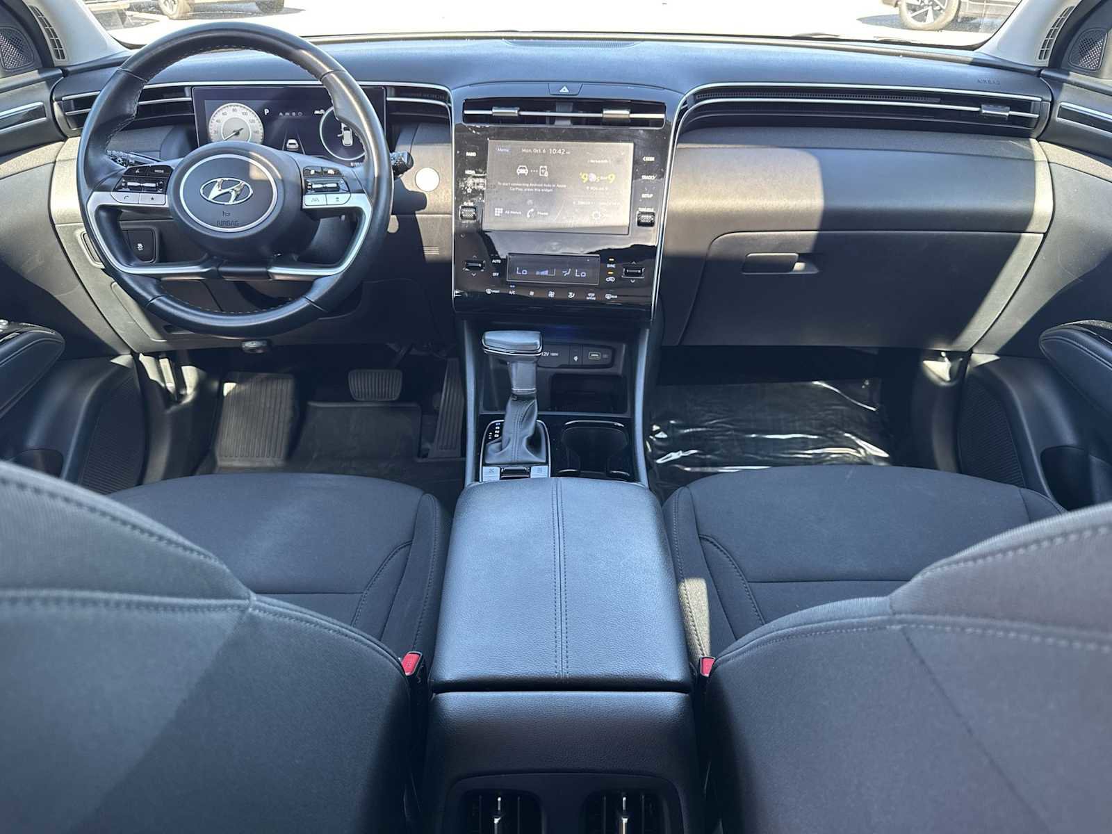 Used 2022 Hyundai Tucson SEL w/ Convenience Package image 2