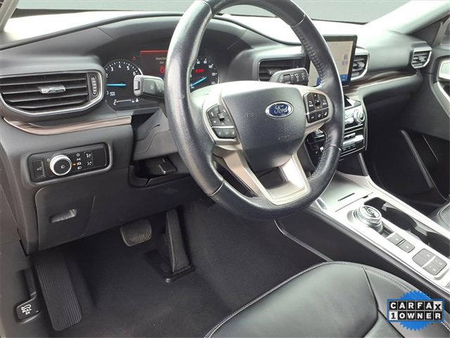 Used 2023 Ford Explorer Limited image 8
