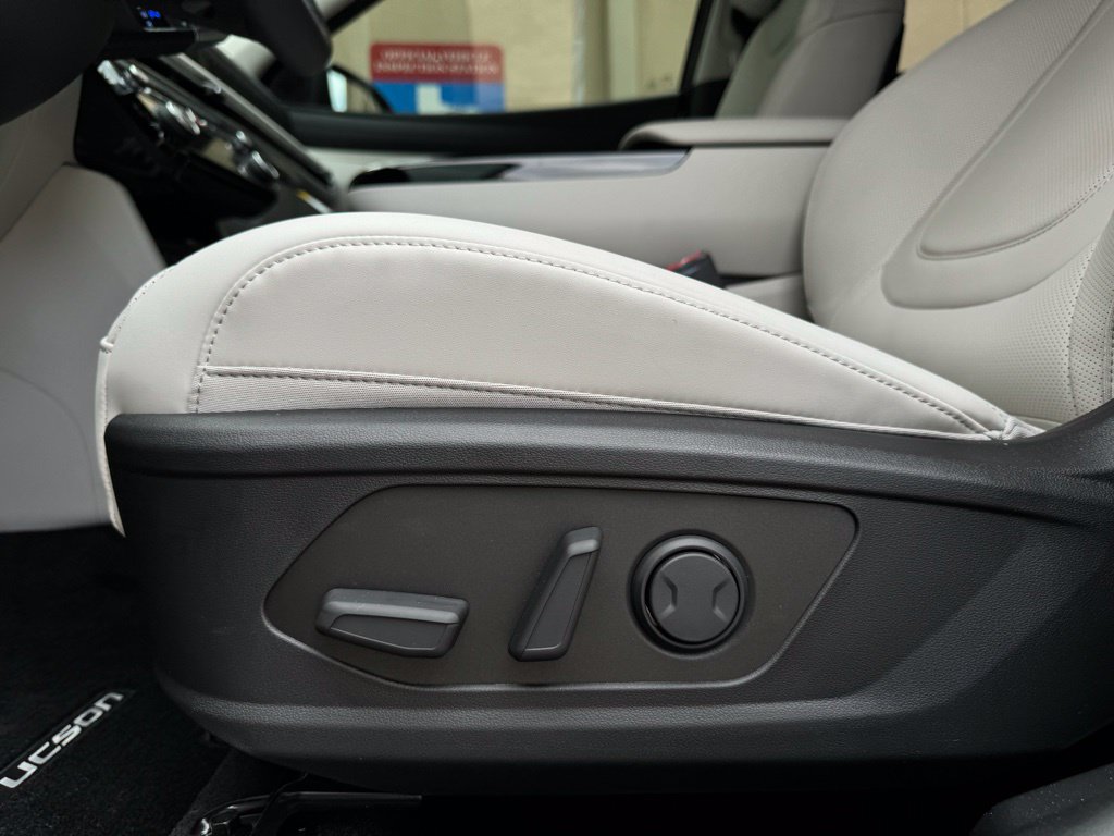 New 2025 Hyundai Tucson SEL AWD/4WD image 9