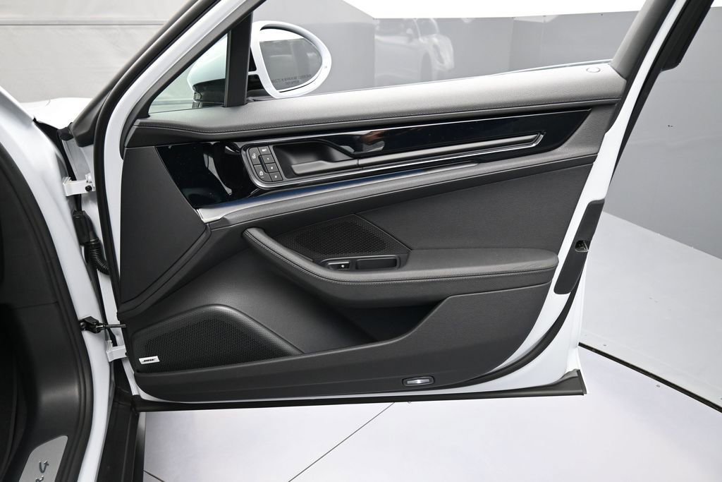 New 2026 Porsche Panamera 4 AWD/4WD image 28