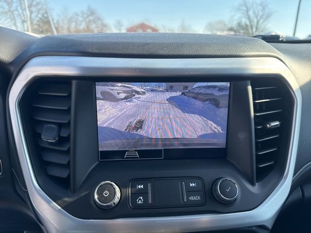 Used 2023 GMC Acadia SLE w/ Driver Convenience Package image 15
