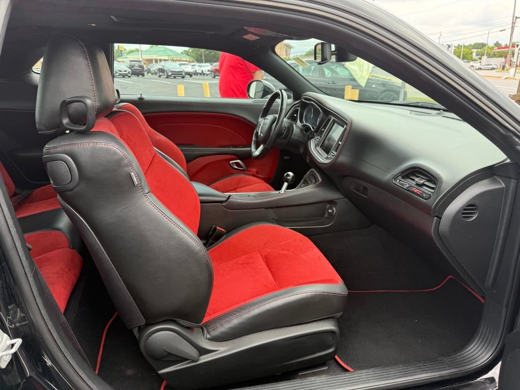Used 2020 Dodge Challenger R/T Scat Pack w/ Plus Package RWD image 11