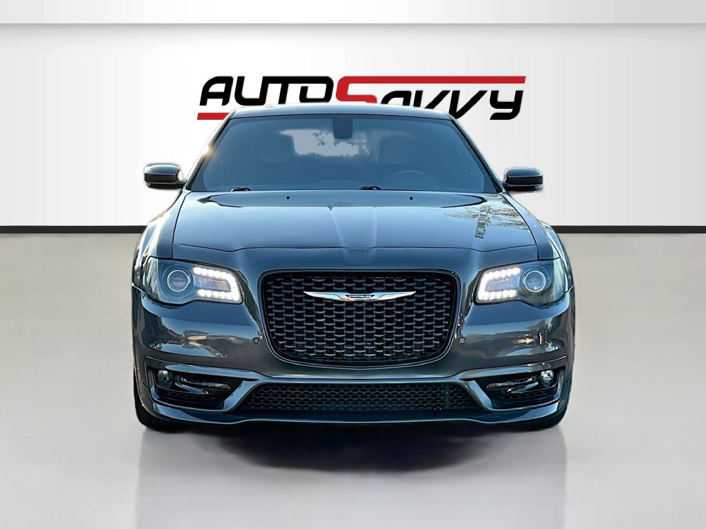 Used 2020 Chrysler 300 S w/ 300S Premium Group RWD image 2