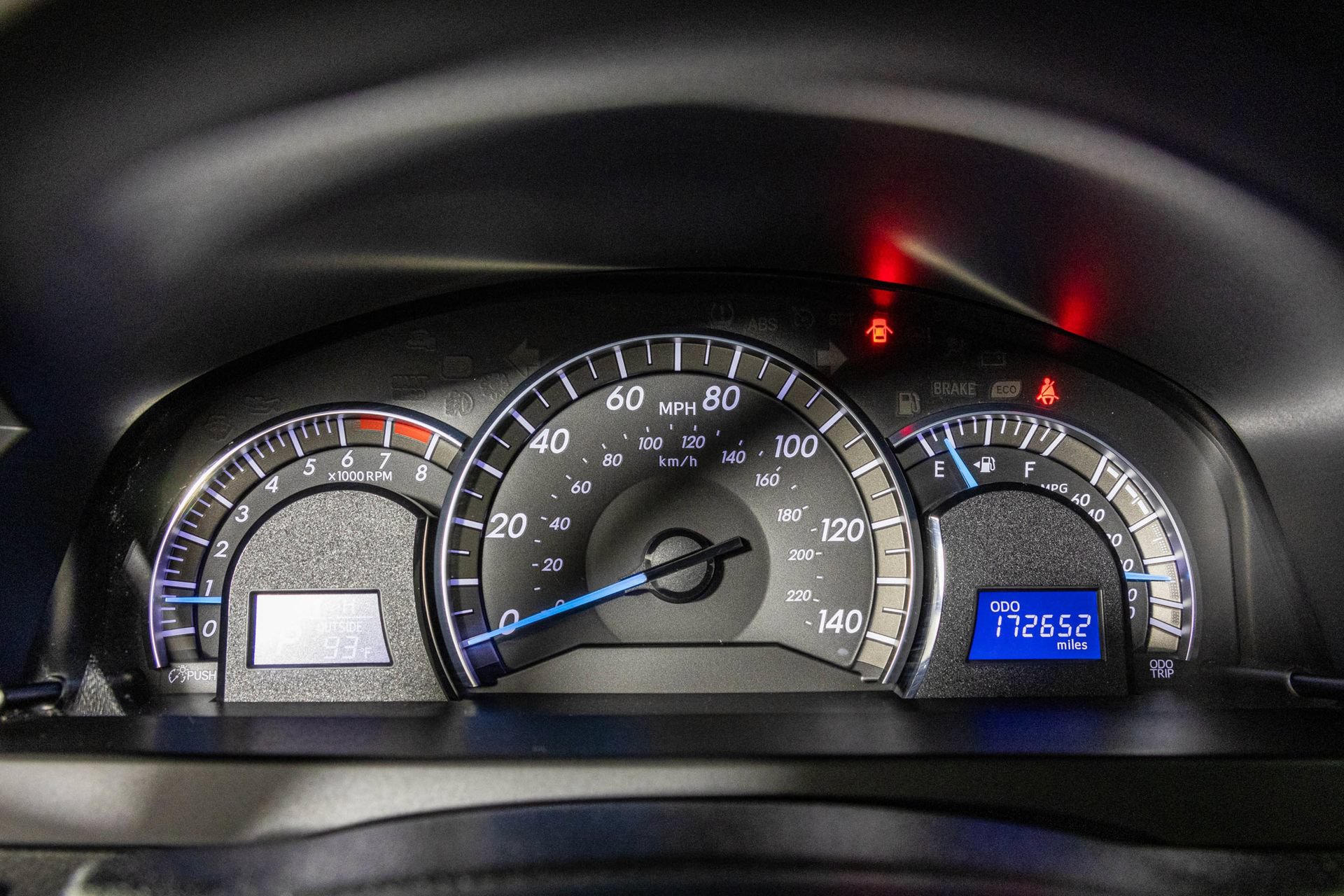 Used 2012 Toyota Camry SE w/ Leather Pkg FWD image 36