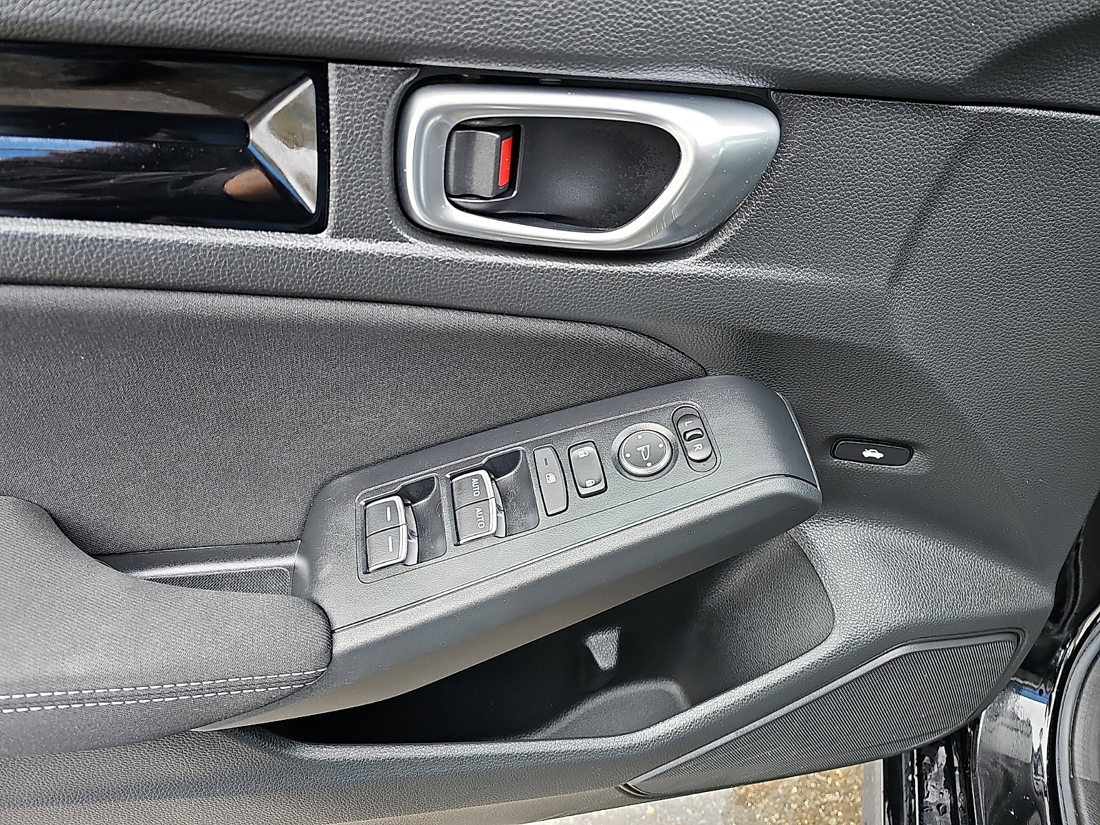 Used 2023 Honda Civic EX image 12