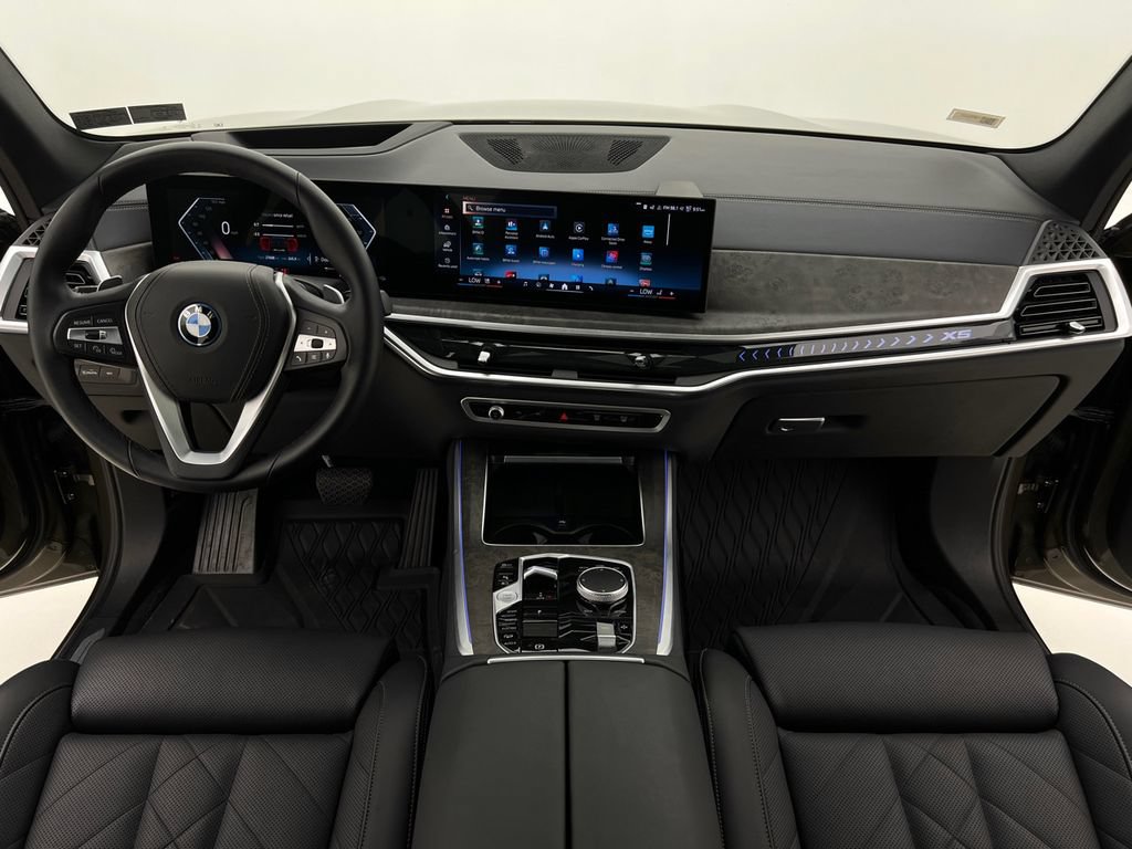 Used 2024 BMW X5 xDrive50e w/ Premium Package AWD/4WD image 22