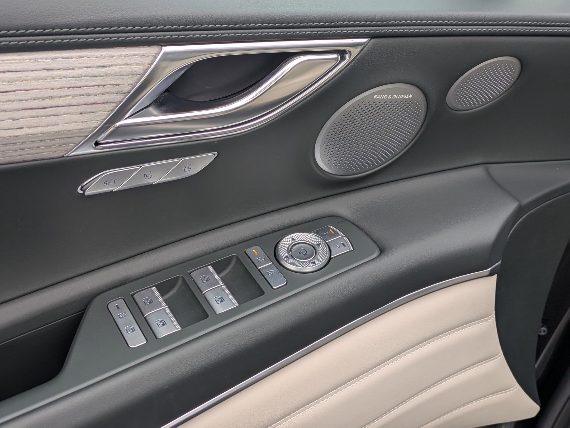 Used 2025 Genesis GV80 3.5T Prestige image 11