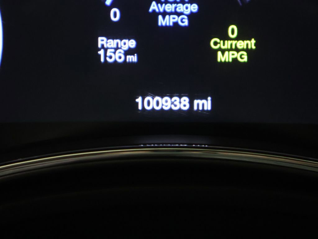 Used 2019 Jeep Grand Cherokee Limited image 39