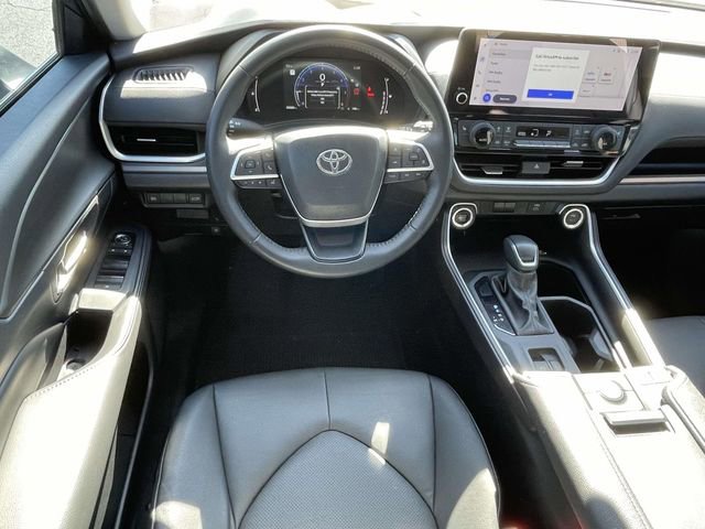 Used 2024 Toyota Grand Highlander XLE image 13