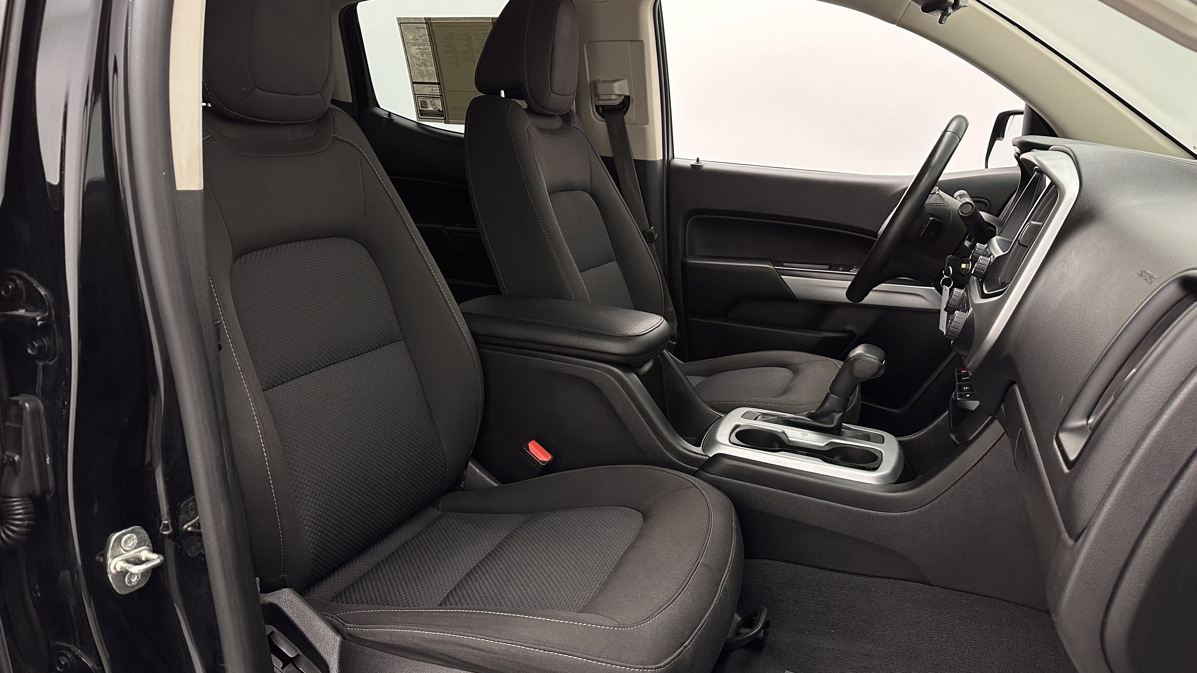 Used 2019 Chevrolet Colorado LT w/ Redline Special Edition AWD/4WD image 33
