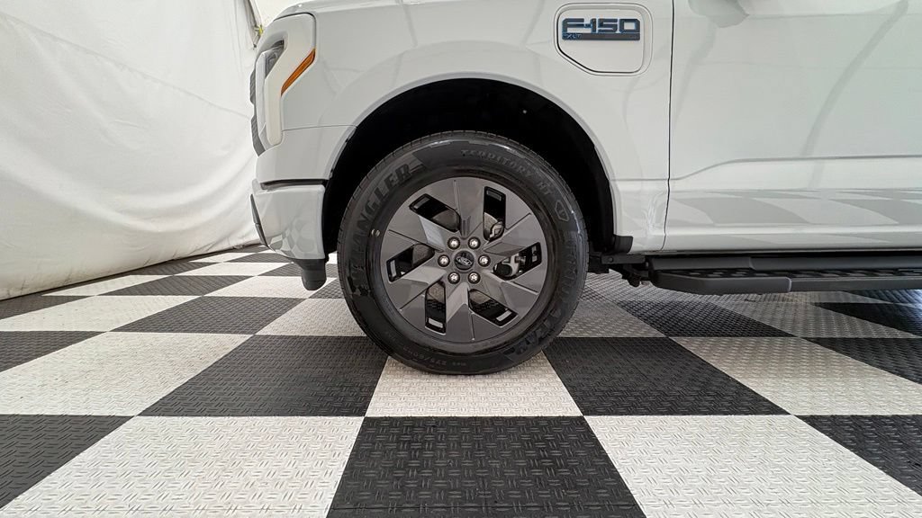 Certified 2024 Ford F150 Lightning XLT AWD/4WD image 12