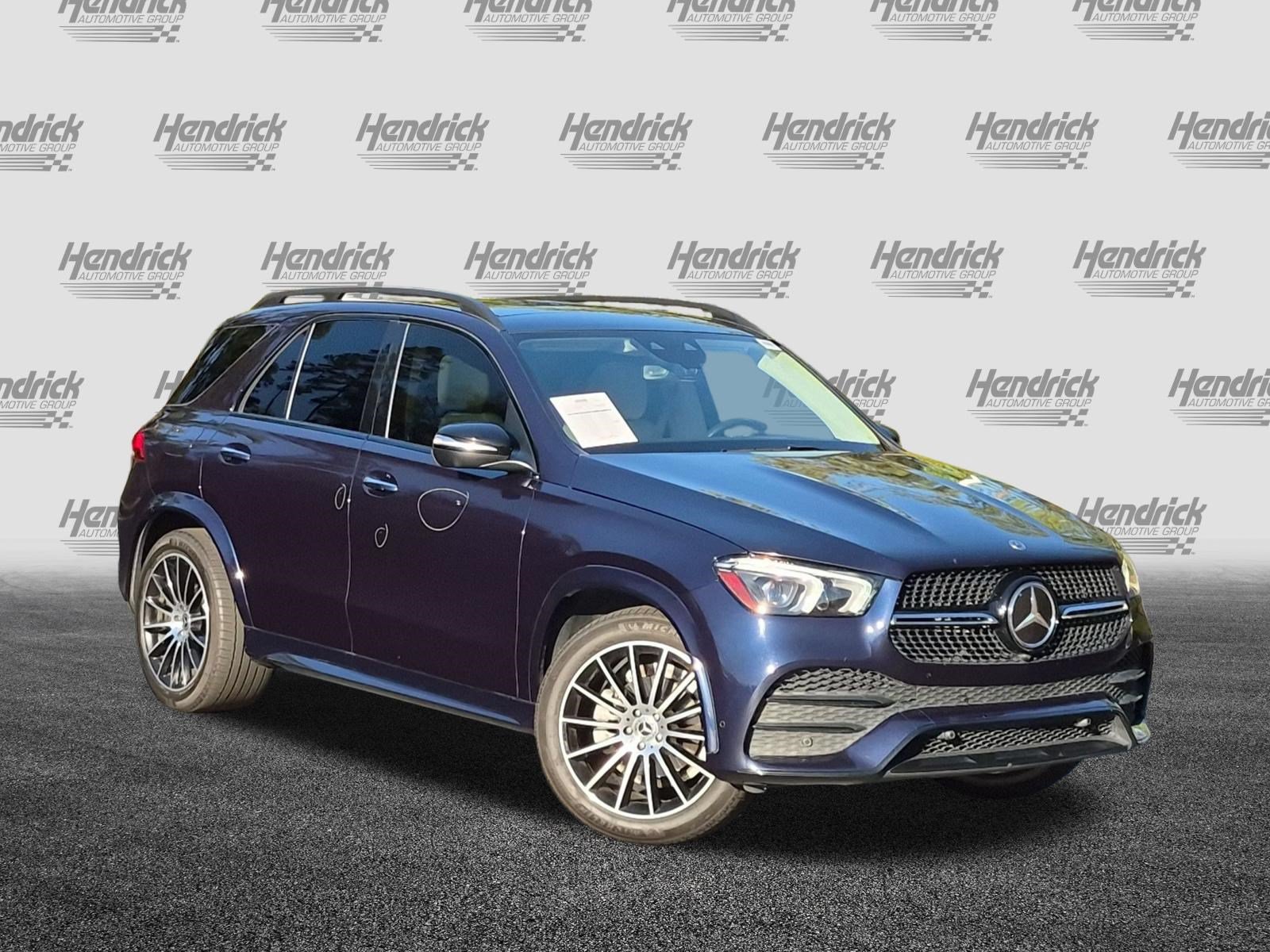 Used 2021 Mercedes-Benz GLE 350 4MATIC image 2