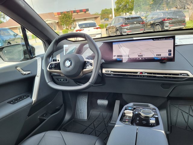 New 2026 BMW iX xDrive60 w/ Premium Package image 16