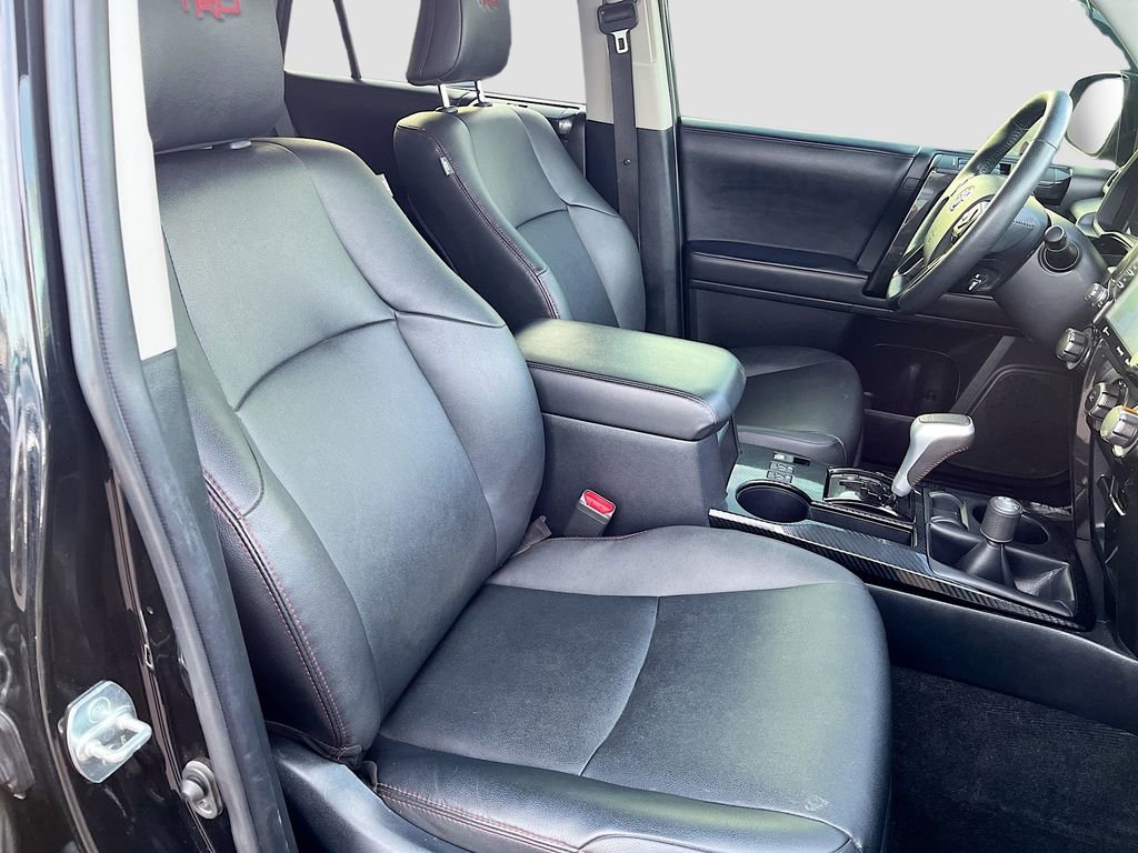 Used 2022 Toyota 4Runner TRD Off-Road Premium image 27