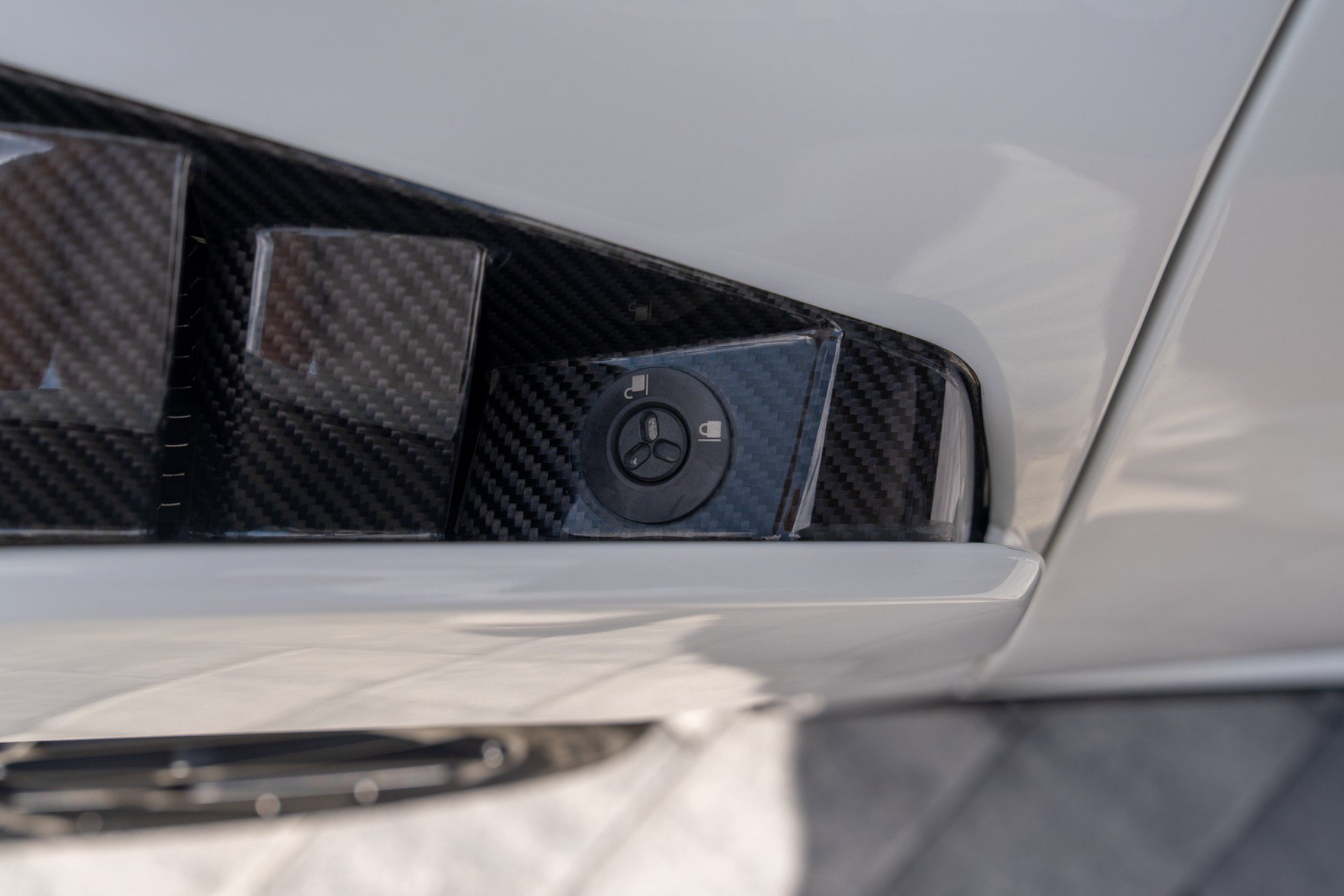 Used 2021 Lamborghini Huracan STO RWD image 55