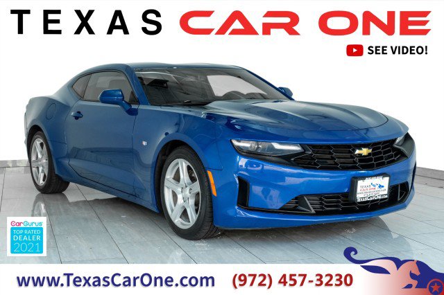 Used 2021 Chevrolet Camaro LT w/ Technology Package RWD image 1