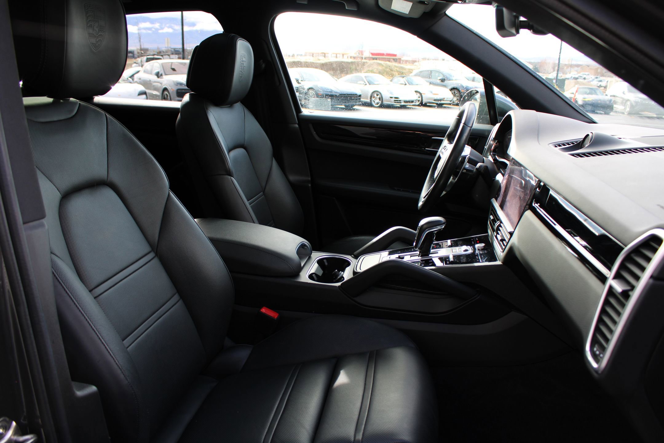 Certified 2022 Porsche Cayenne image 26