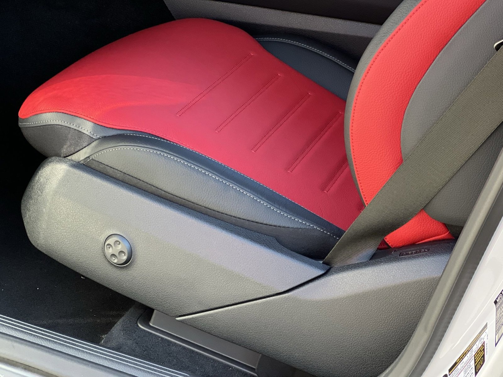 New 2026 Mercedes-Benz GLC 300 4MATIC image 12