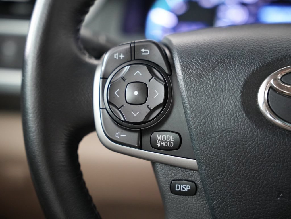 Used 2013 Toyota Camry XLE w/ Leather Pkg FWD image 12