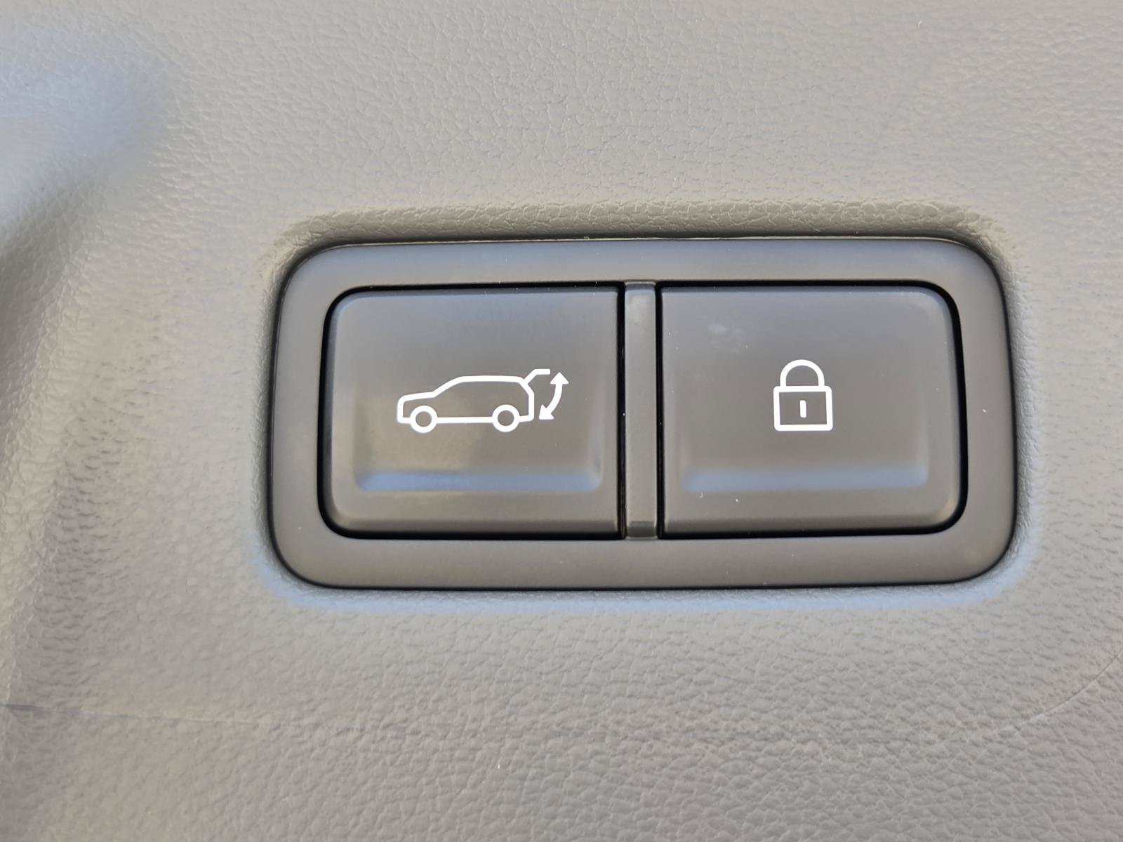 New 2027 Hyundai Santa Fe SEL FWD image 10