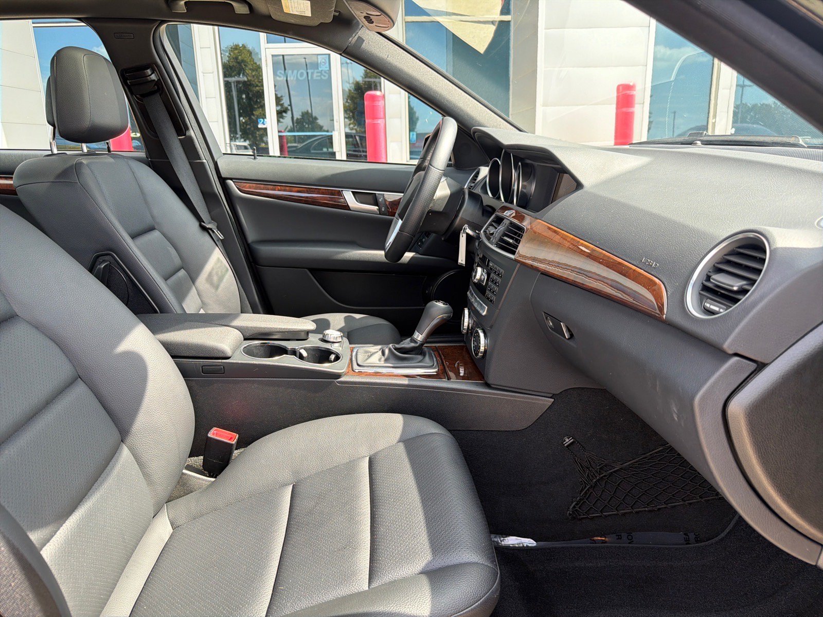 Used 2013 Mercedes-Benz C 300 4MATIC Sedan image 25