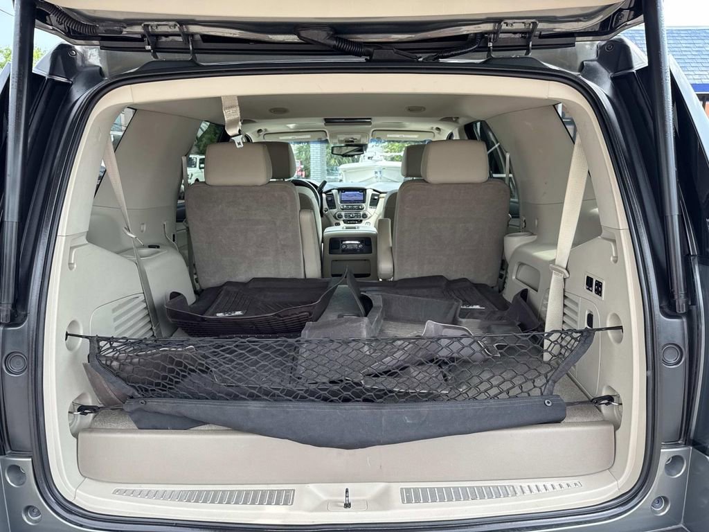 Used 2017 GMC Yukon Denali w/ Open Road Package RWD image 9