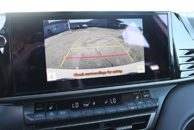 Used 2026 Toyota Camry SE w/ Multimedia Upgrade Package FWD image 27