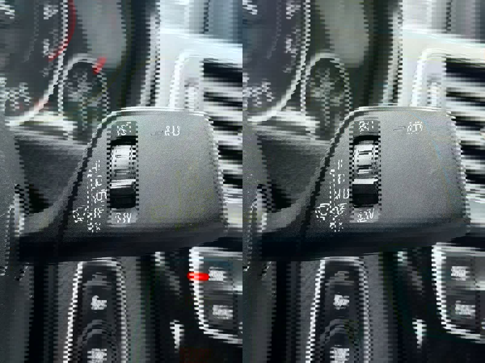 Used 2018 BMW 330i xDrive Sedan image 26