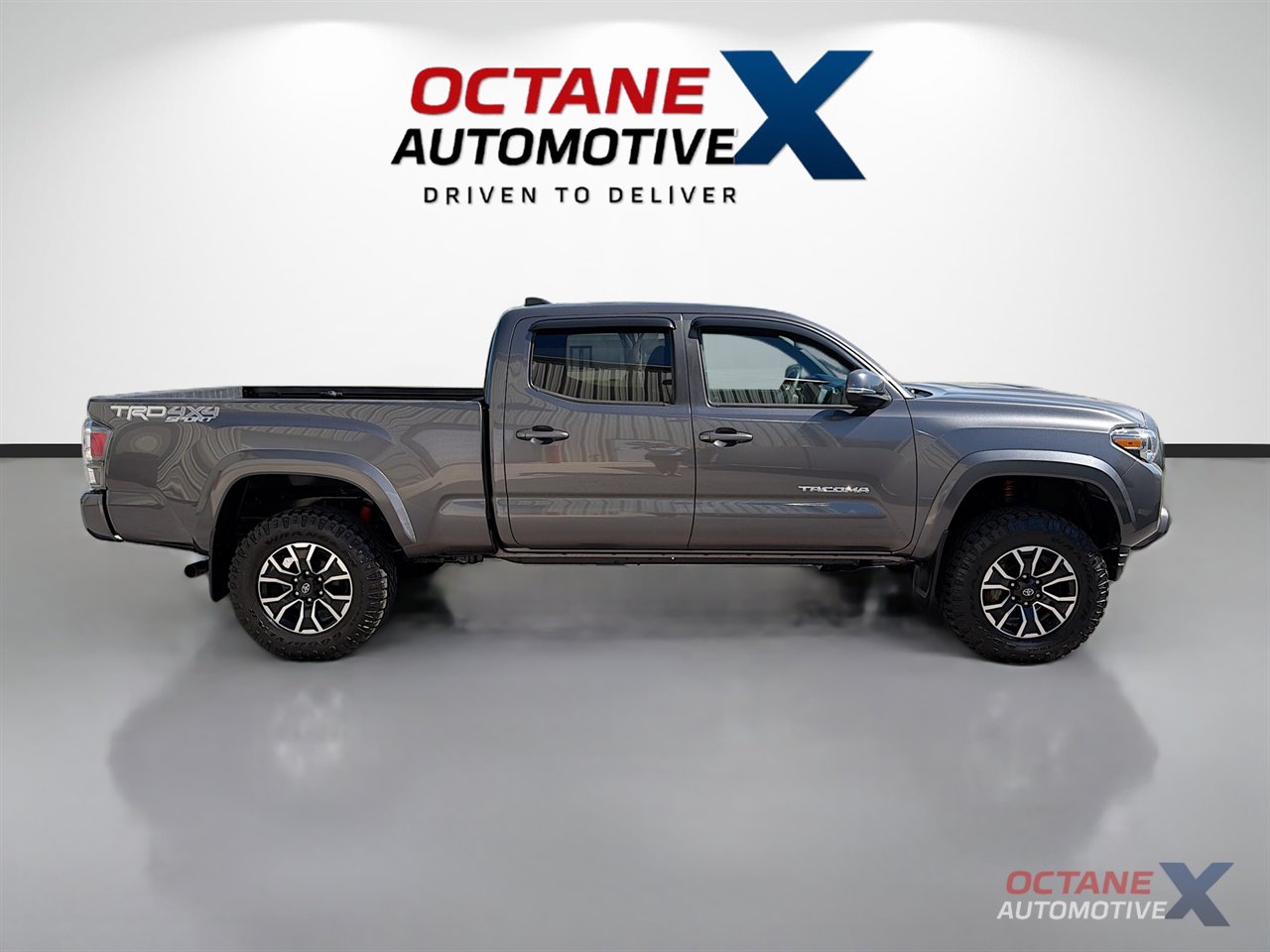 Used 2021 Toyota Tacoma TRD Sport image 8