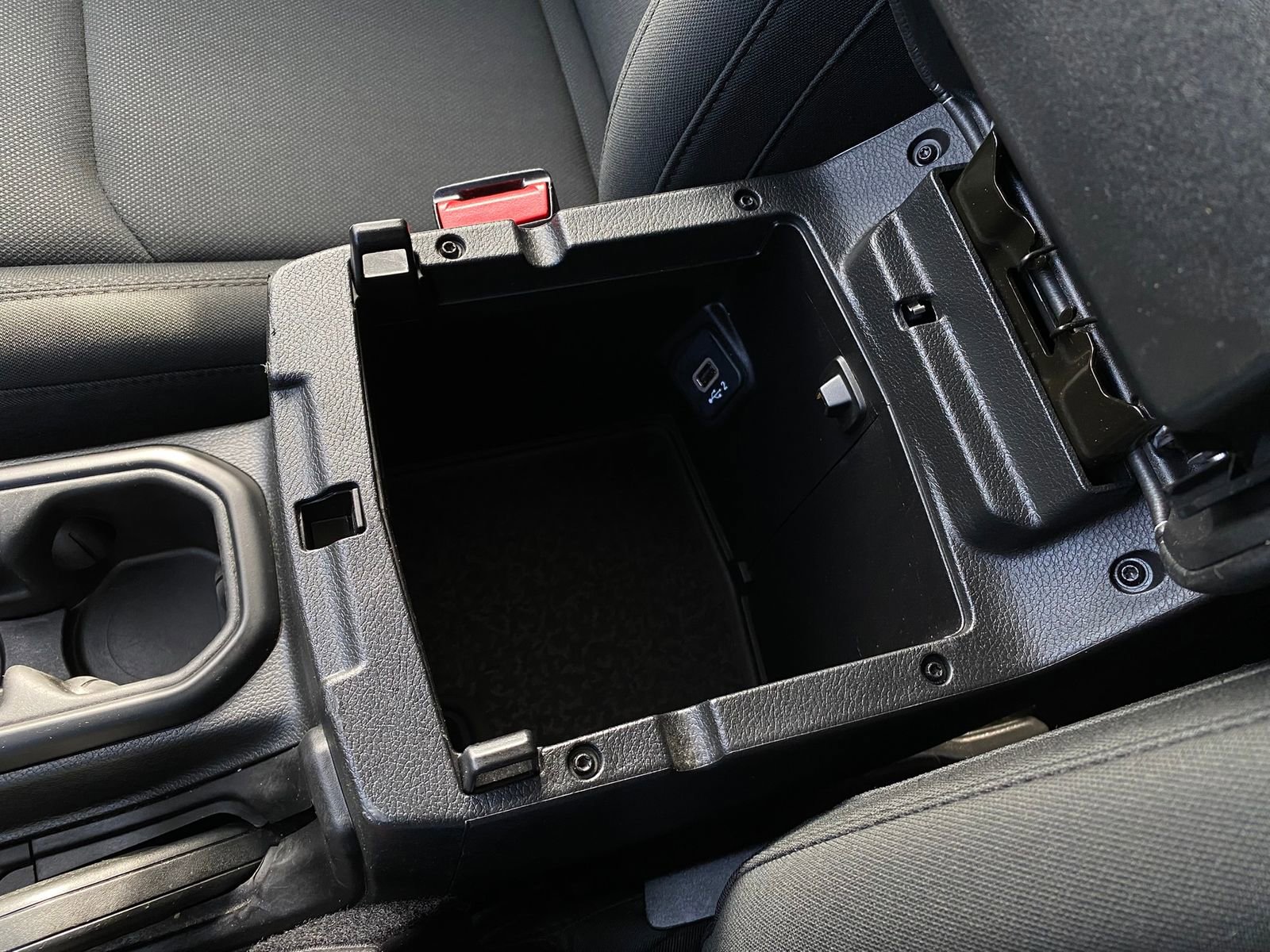 Used 2023 Jeep Wrangler Unlimited Sahara image 19