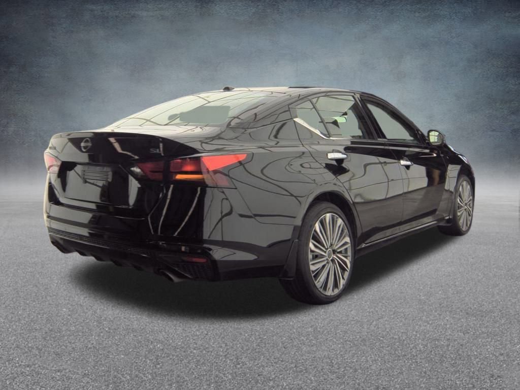 Used 2025 Nissan Altima 2.5 SL image 37