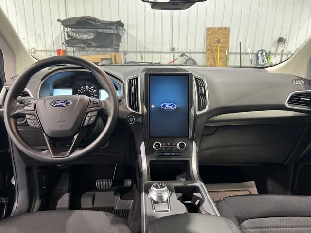 Used 2024 Ford Edge SE AWD/4WD image 12