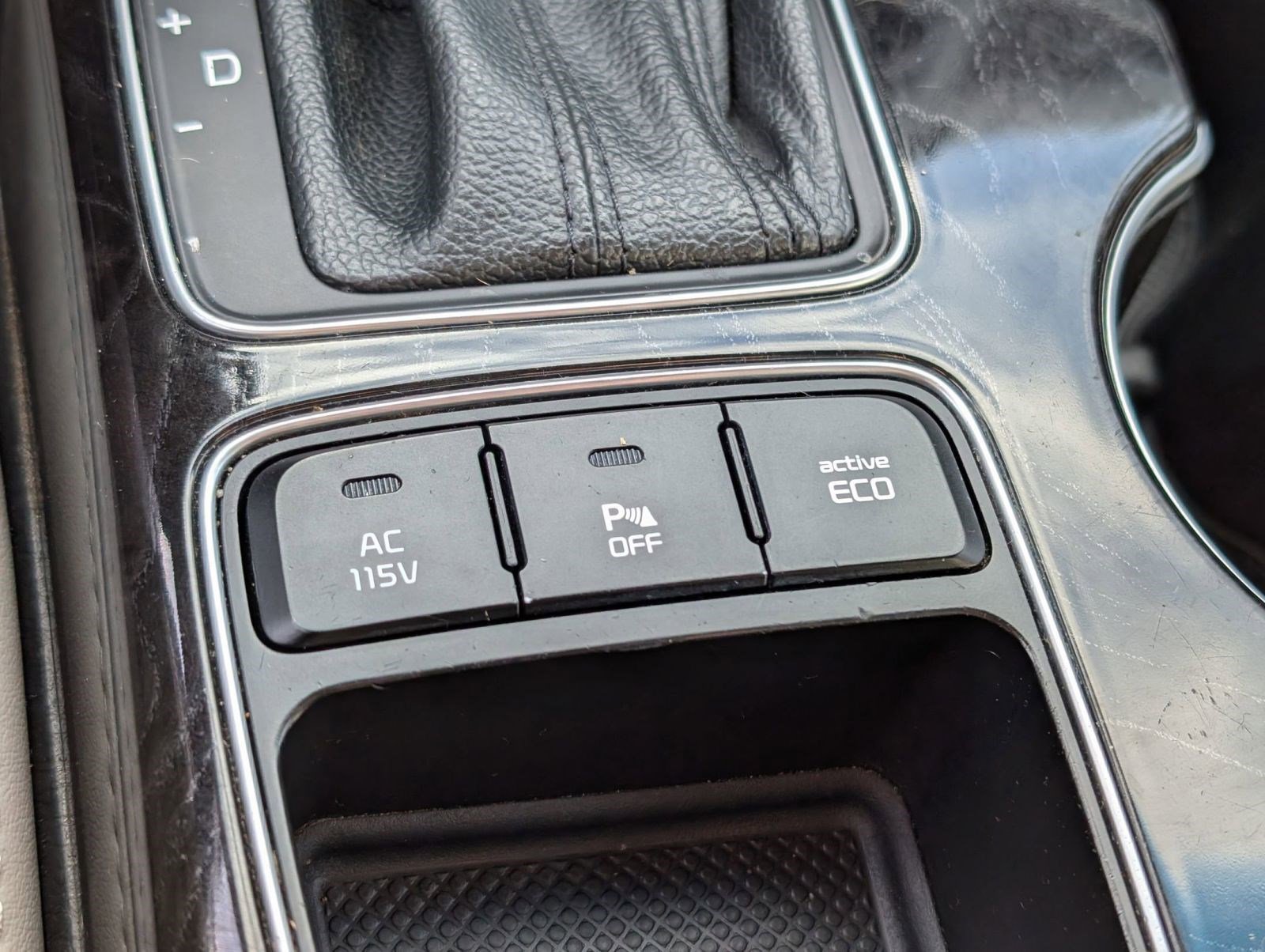 Used 2014 Kia Sorento SX w/ 3rd Row Package image 28