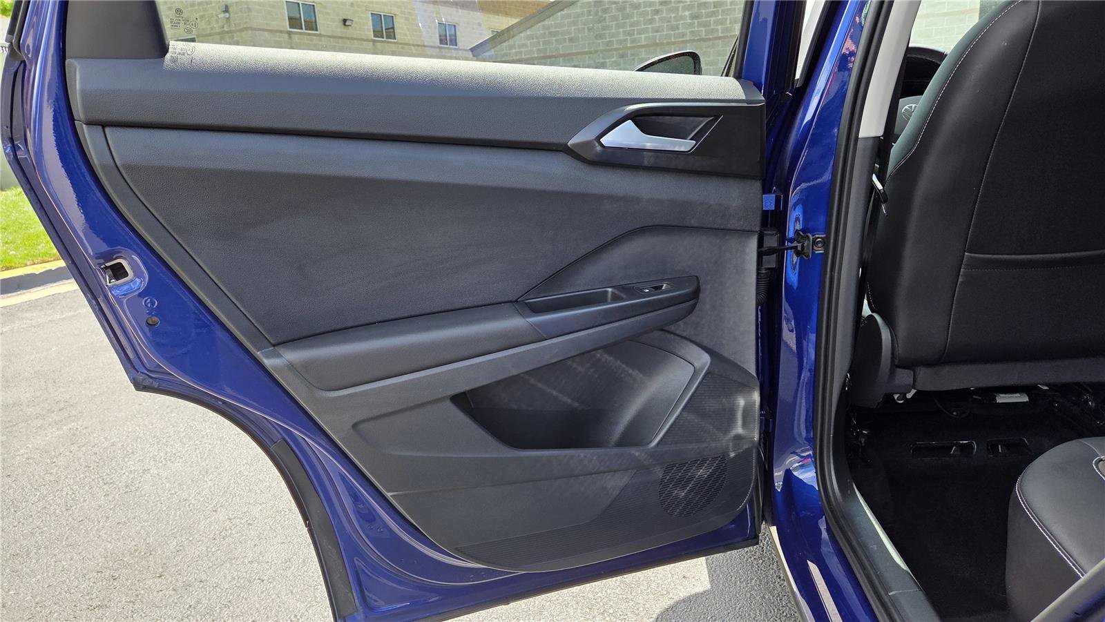 Certified 2023 Volkswagen Taos SEL AWD/4WD image 24