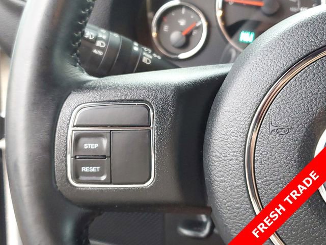 Used 2018 Jeep Wrangler Unlimited Sahara image 12