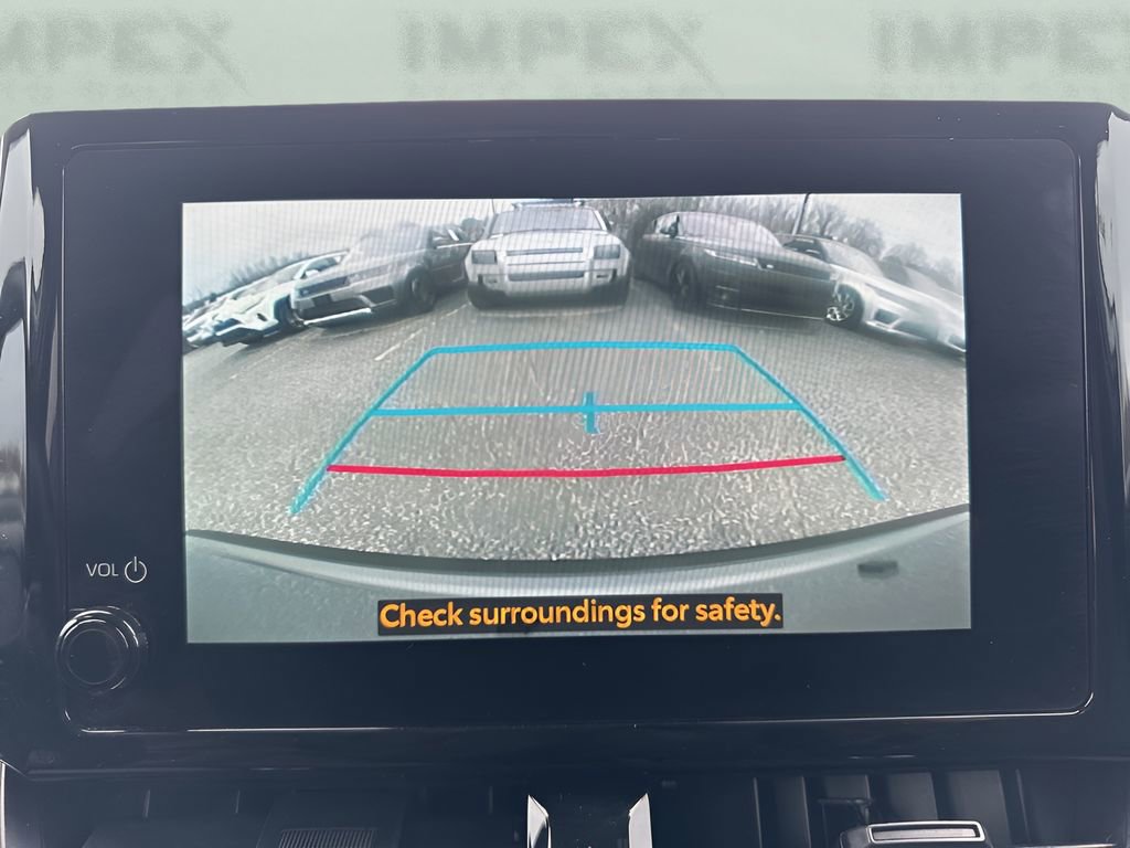Used 2025 Toyota Corolla Cross LE image 18
