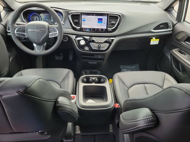 New 2026 Chrysler Pacifica Select FWD image 12