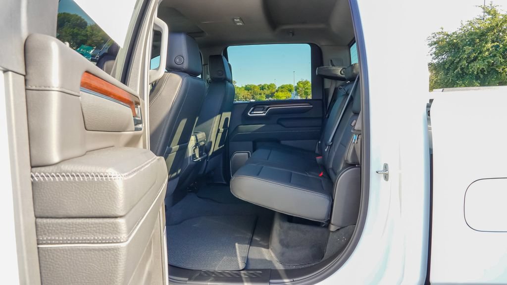 New 2026 GMC Sierra 3500 Denali w/ Denali Reserve Package AWD/4WD image 15