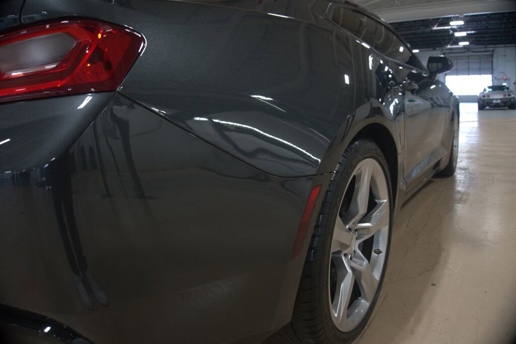 Used 2016 Chevrolet Camaro SS RWD image 23