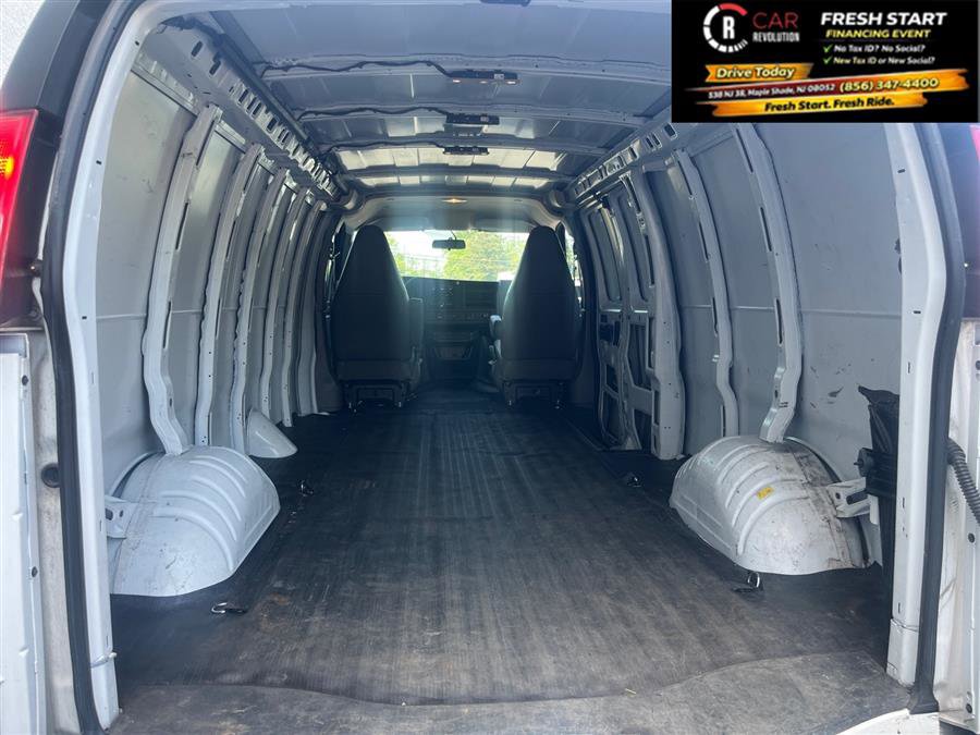 Used 2021 Chevrolet Express 2500 Extended w/ Driver Convenience Package RWD image 8