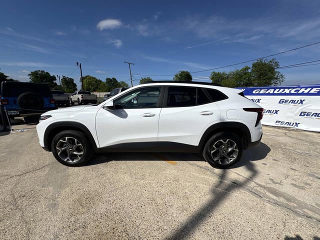 Used 2025 Chevrolet Trax LT w/ LT Convenience Package FWD image 18