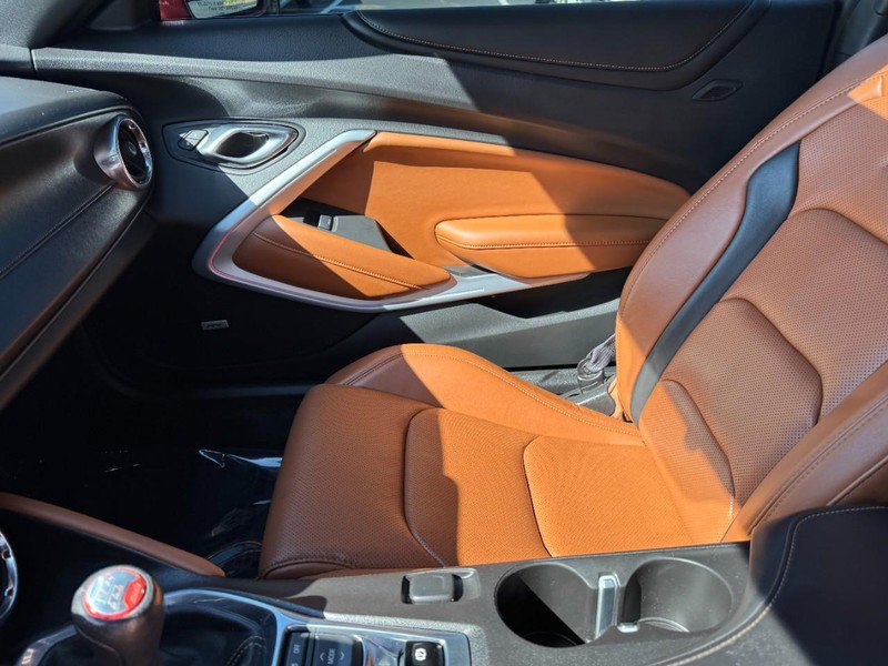 Used 2017 Chevrolet Camaro SS RWD image 12