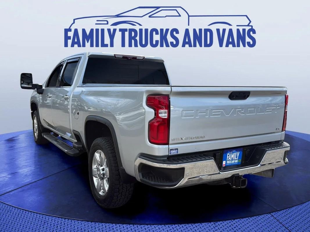 Used 2020 Chevrolet Silverado 2500 LTZ w/ LTZ Plus Package image 3