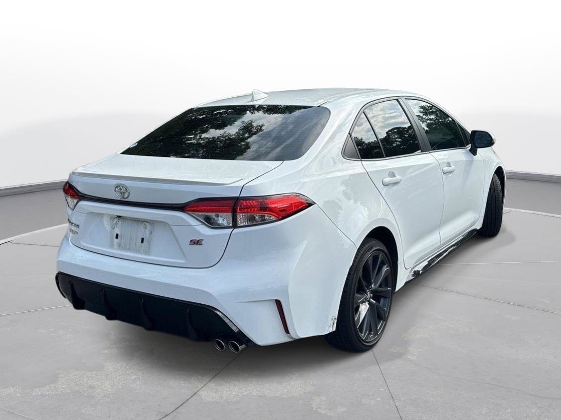 Certified 2024 Toyota Corolla SE FWD image 6