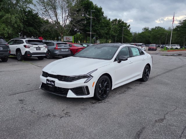 New 2026 Kia K5 GT-Line w/ GT-Line Premium Package FWD image 3