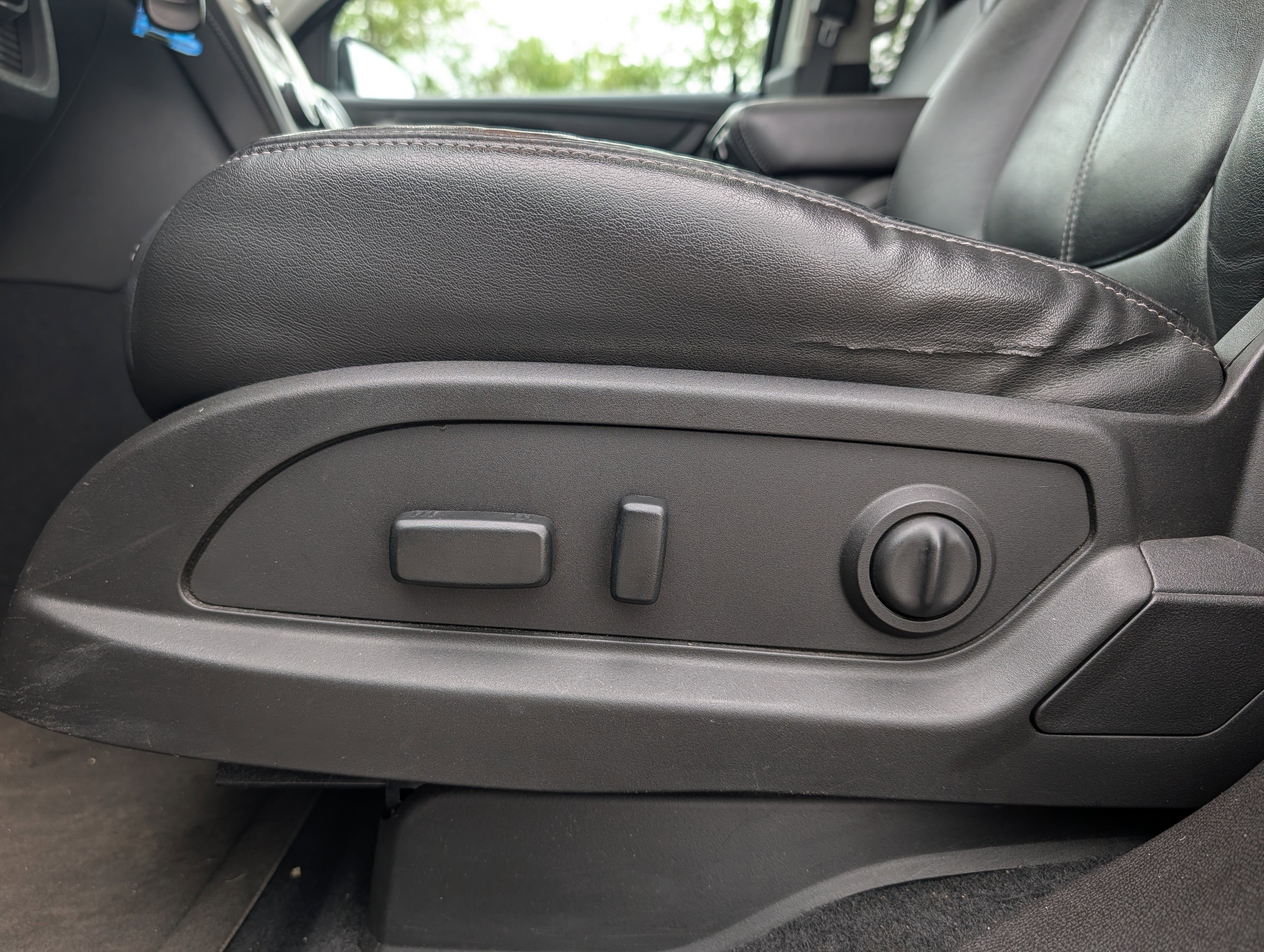 Used 2017 GMC Acadia Limited SLT AWD/4WD image 21