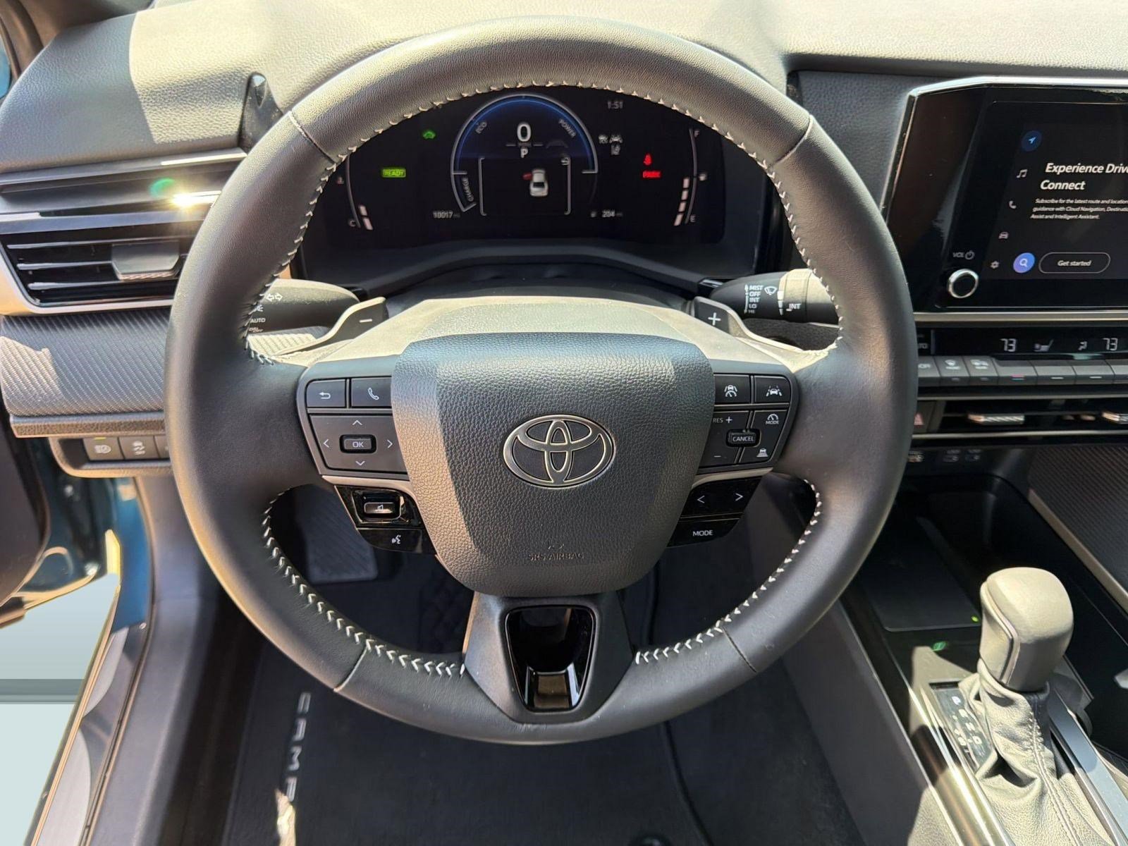 Used 2026 Toyota Camry SE w/ Convenience Package image 15