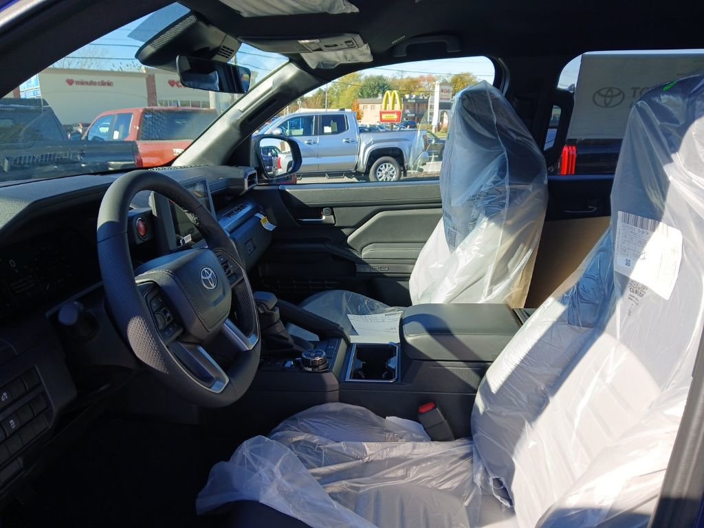 New 2025 Toyota Tacoma TRD Off-Road image 6