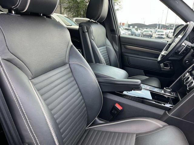 Used 2018 Land Rover Discovery HSE AWD/4WD image 33