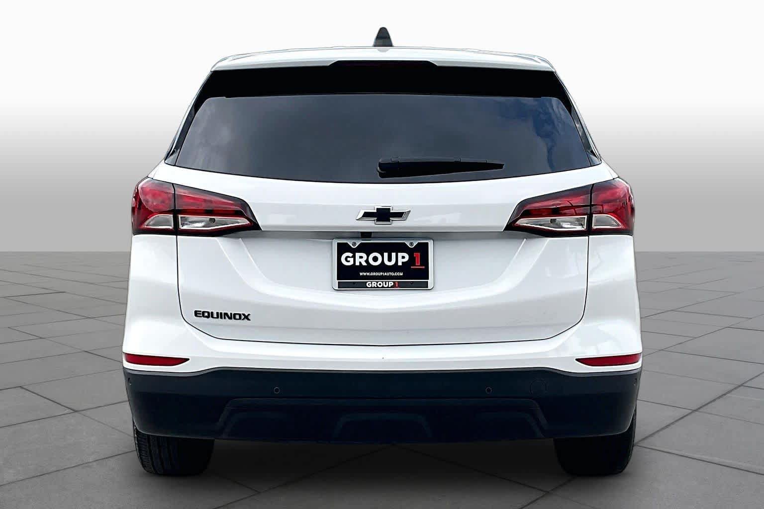 Used 2024 Chevrolet Equinox LS w/ LS Convenience Package FWD image 5